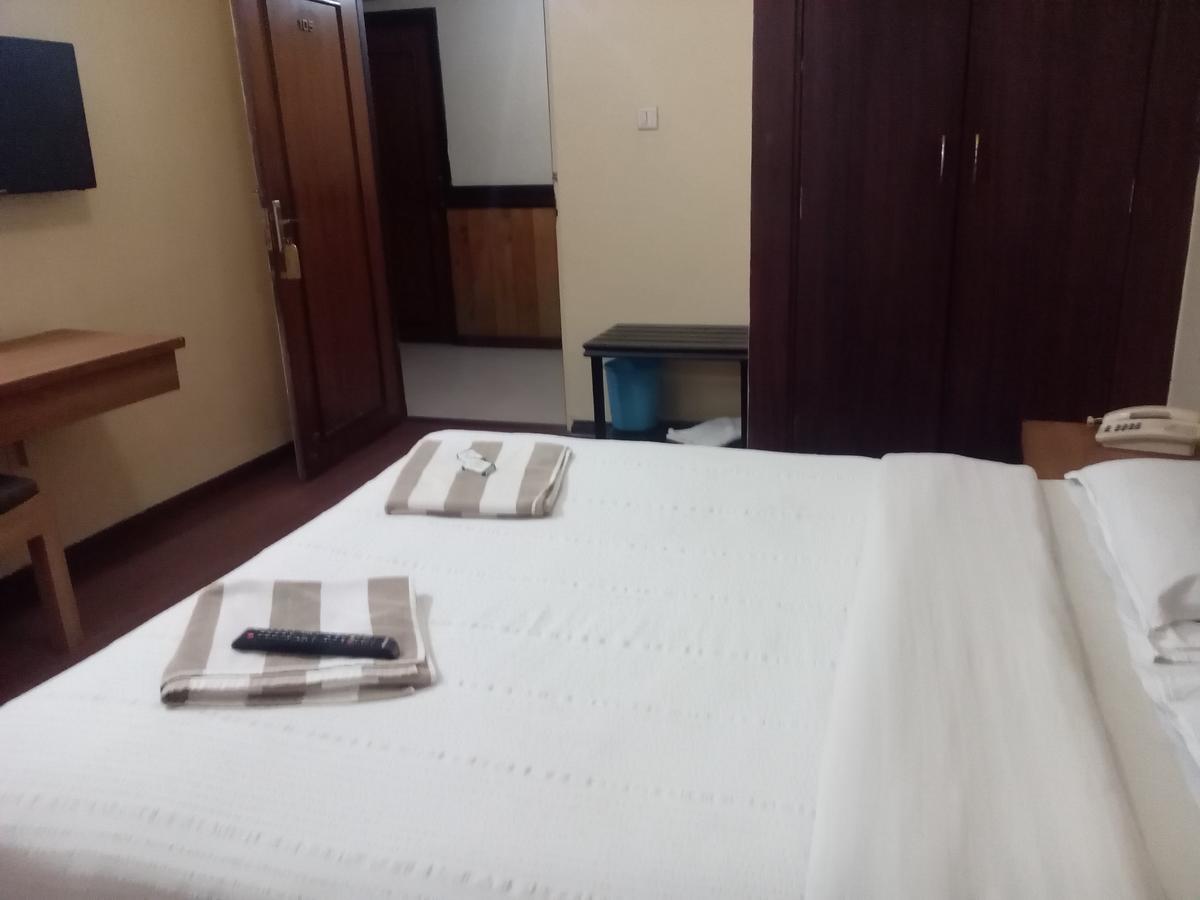 Hotel Preethi Palace Ooty Eksteriør bilde