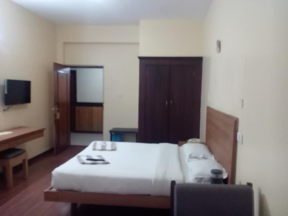 Hotel Preethi Palace Ooty Eksteriør bilde